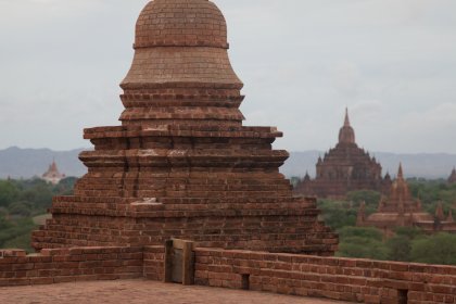 Photo of a large brick structure with many spires on top of it, Myanmar, India, Nepal, June 2015, Reinder Nijhoff