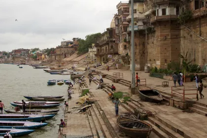 Photo of a group of boats sitting on the side of a river, Myanmar, India, Nepal, June 2015, Reinder Nijhoff