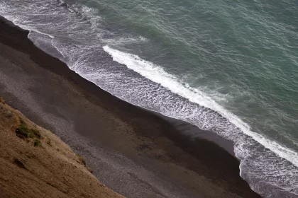 Photo of an aerial view of a beach and ocean, Iceland, June 2016, Reinder Nijhoff