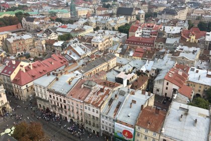 Photo of an aerial view of a city with lots of buildings, Lviv, Ukraine, September 2016, Reinder Nijhoff