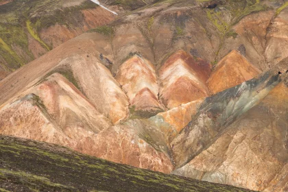 Photo of a group of mountains that are next to each other, Landmannalaugar &rarr; Skogafoss, August 2017, Reinder Nijhoff