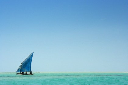 Photo of a sailboat in the middle of the ocean, Zimbabwe, Mozambique & South Africa, December 2006, Reinder Nijhoff