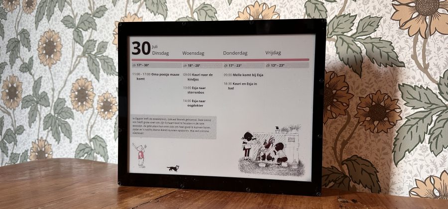 E-Ink Family Calendar: a Raspberry Pi project